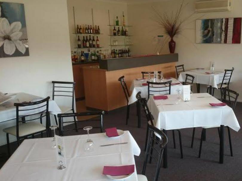 Ascot Lodge Motor Inn Kingaroy Exterior photo